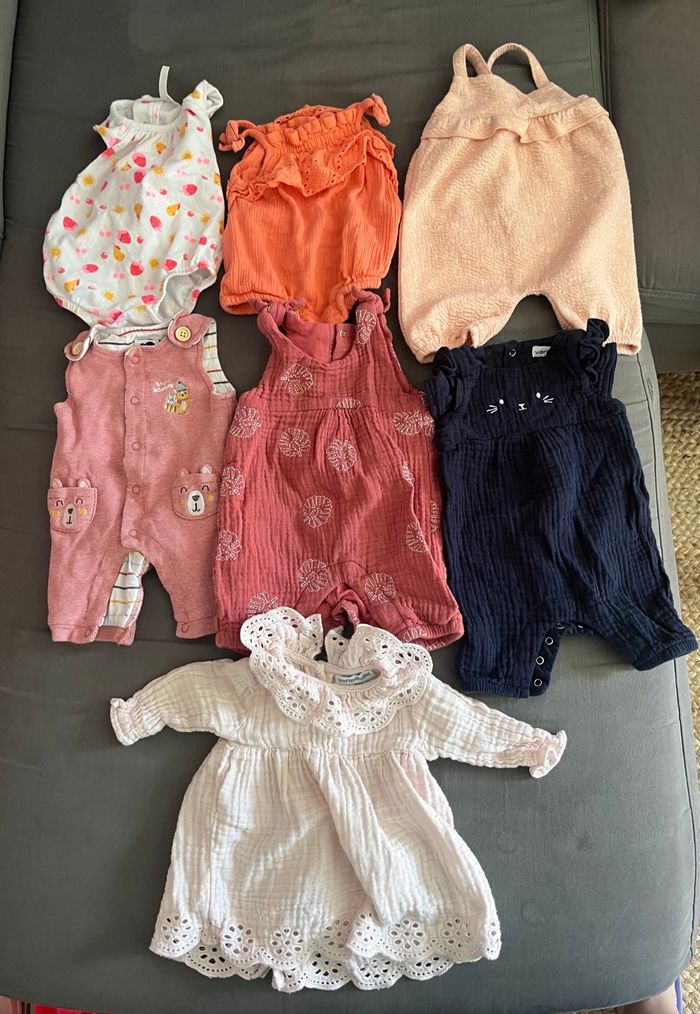 Lot vêtements bébé fille 1 mois - photo numéro 5