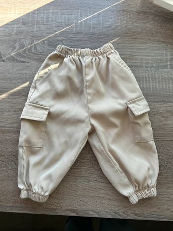 Pantalon cargo beige 6-9 mois