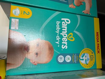 Pampers baby dry taille 2