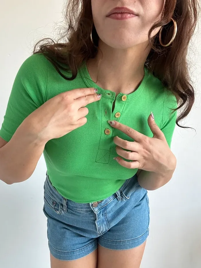 T-shirt manches courtes moulant vert vintage années 70 taille S - photo numéro 5