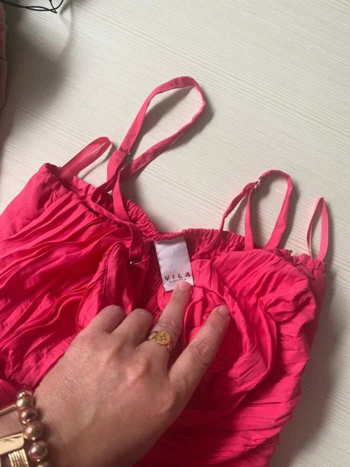 Très belle robe rose - photo numéro 3