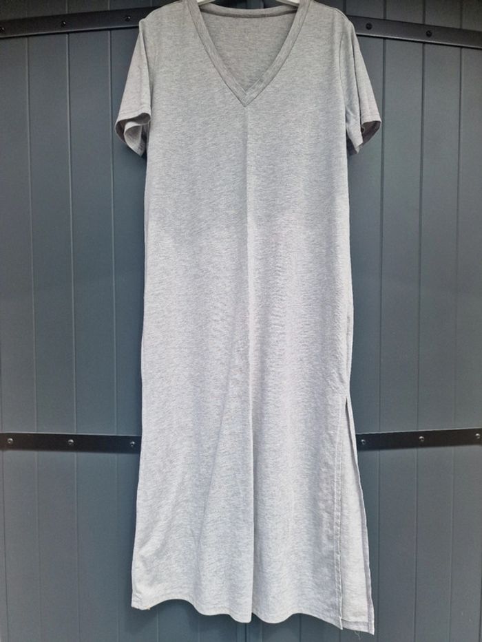Robe longue t shirt grise fendue