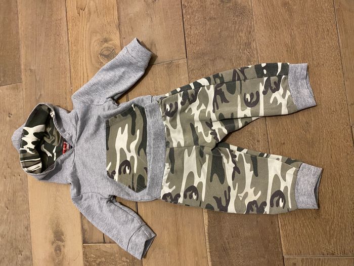 ensemble jogging militaire RUNOCS