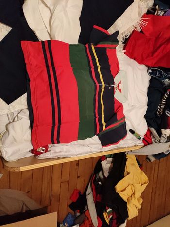 Lot de 3 articles en 8 ans