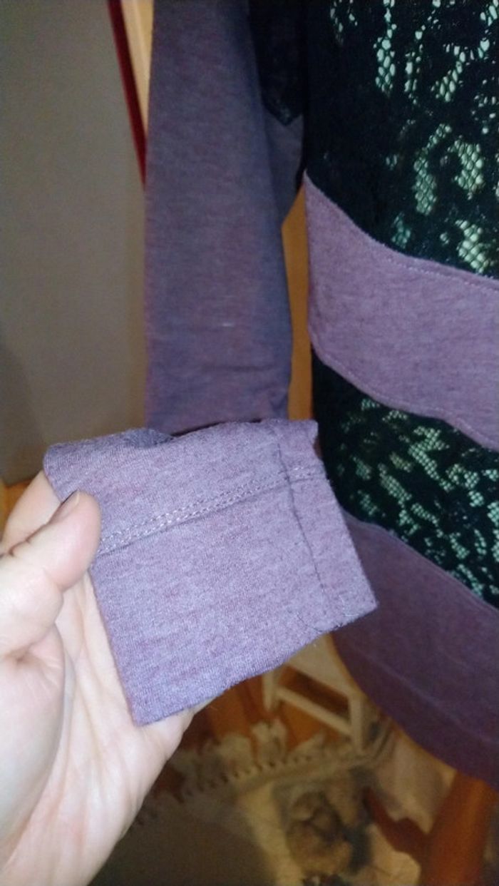 Superbe tee shirt épais avec dentelle très original ou pull léger Only taille M soit 40/42 - photo numéro 5