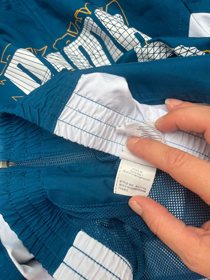 Très belle veste Puma taille M junior - photo numéro 4