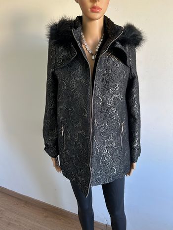 Parka noire et dorée avec capuche Morgan taille 36 jamais portée