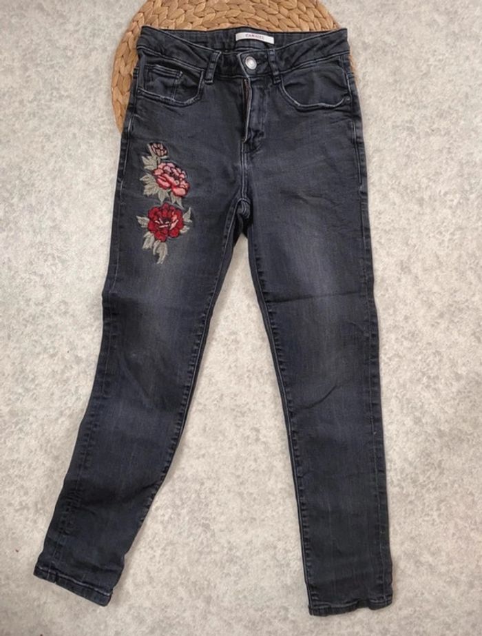Jeans brodé fleurs Camaïeu 34 - photo numéro 2