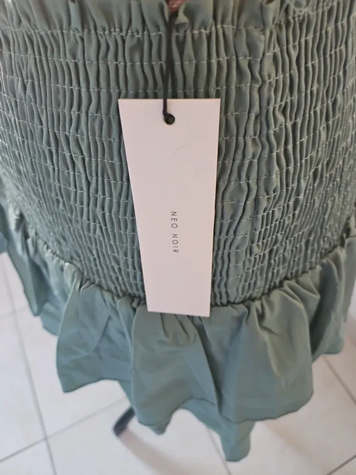 Jupe marque Néo noir - photo numéro 3