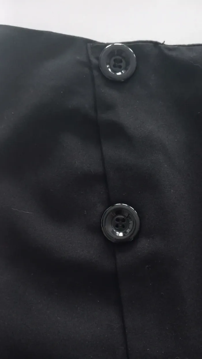 Mini-jupe noire - photo numéro 3