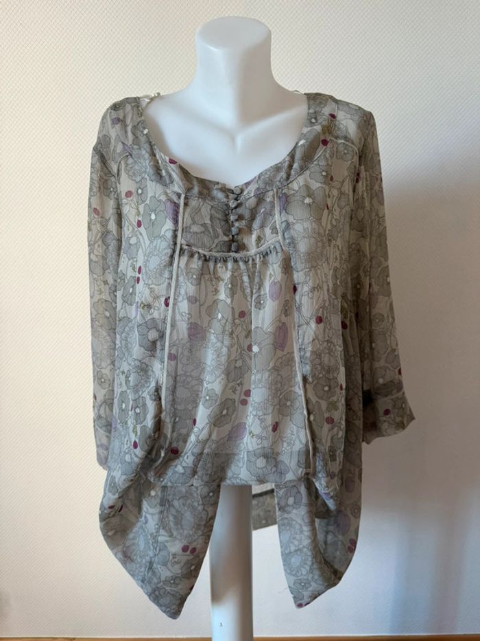 Blouse grande taille à fleur en très bon état taille 54 fashion +