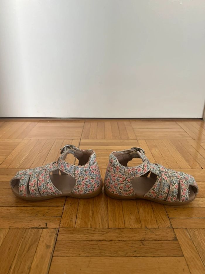 Sandales cuir bébé Vertbaudet – Taille 22 – Motif fleuri - photo numéro 5