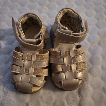 1er Chaussure de marche