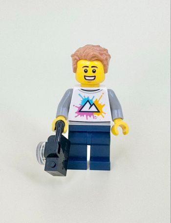 Lego Figurines Ideas : Jeune Touriste de la Riviera Italienne (visage double expression) - NEUF