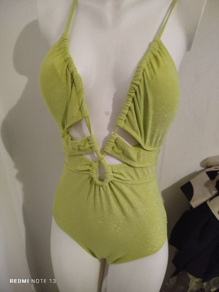 #kytie40femme. Maillot de bain 1 pièce taille L