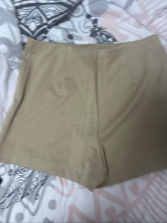 Jupe short - photo numéro 3
