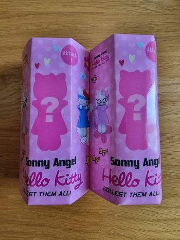 2 sonny angel hello kitty