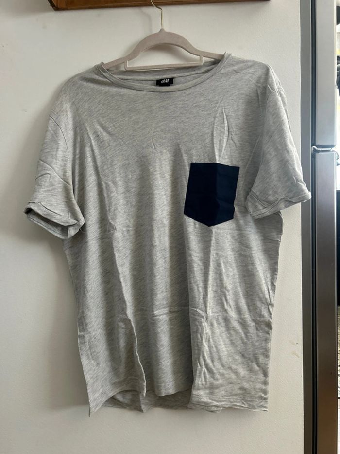 Tee shirt H&M taille M gris bleu