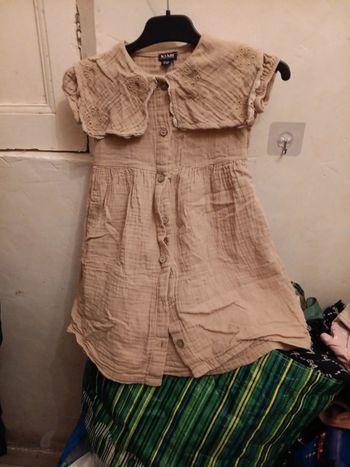Robe 3 ans 94 cm 36 mois kiabi en gaze de coton quelques  tirailles