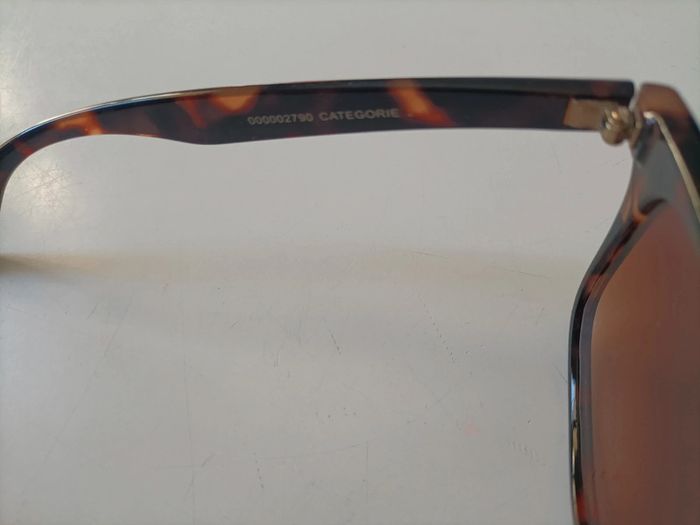 Lunettes soleil lulu castagnette - photo numéro 4