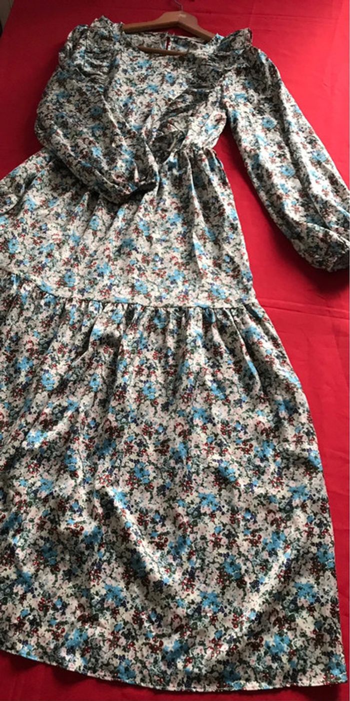 Robe longue à manches longues marque Glamourous taille 34 - photo numéro 14