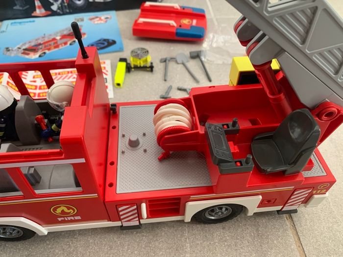Playmobil camion de pompier - photo numéro 6