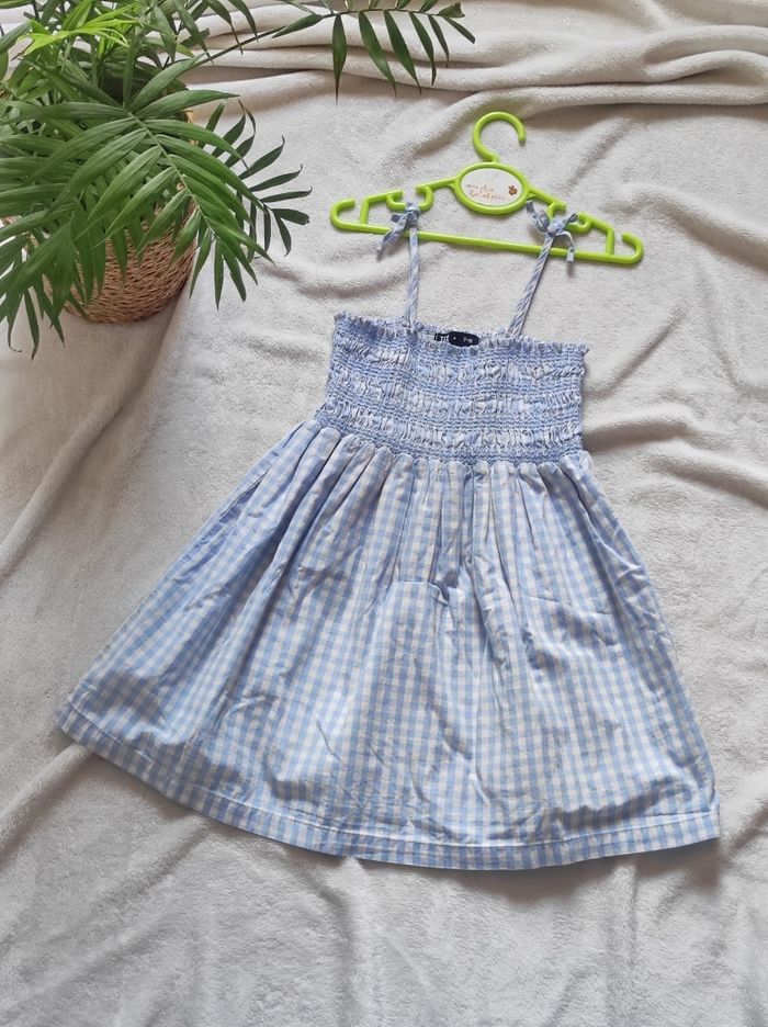 Robe à carreaux 7/8ans