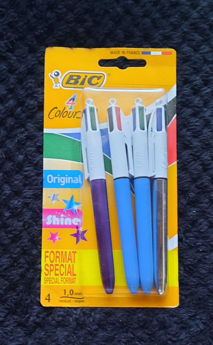 Stylos bic 4 couleurs