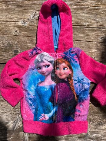 Veste reine des neiges taille 3 ans