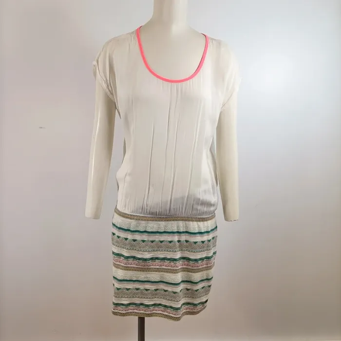 Robe blanche EDC by Esprit col fluo taille S motif ethnique bas de robe A1560