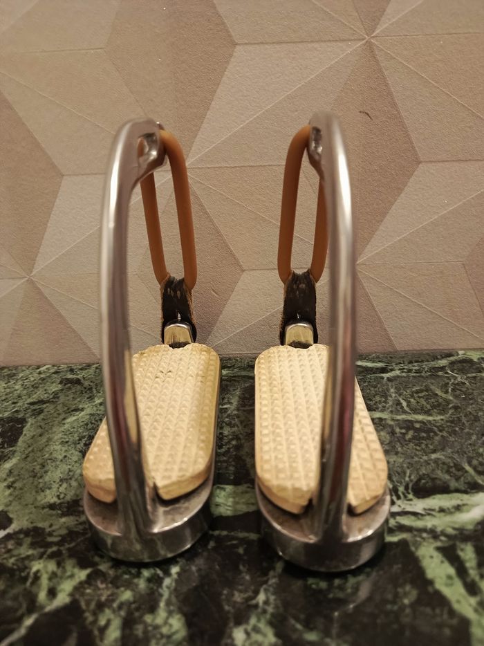 Êtriers sécurité - photo numéro 4