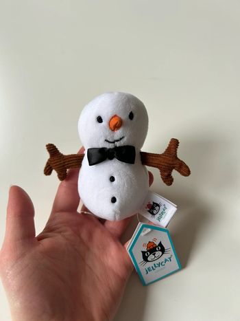 Petit bonhomme de neige jellycat