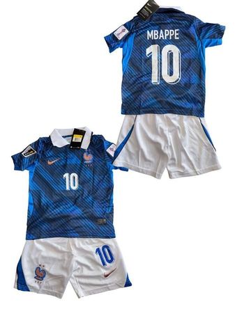 Ensemble football france - mbappe - 12 ans