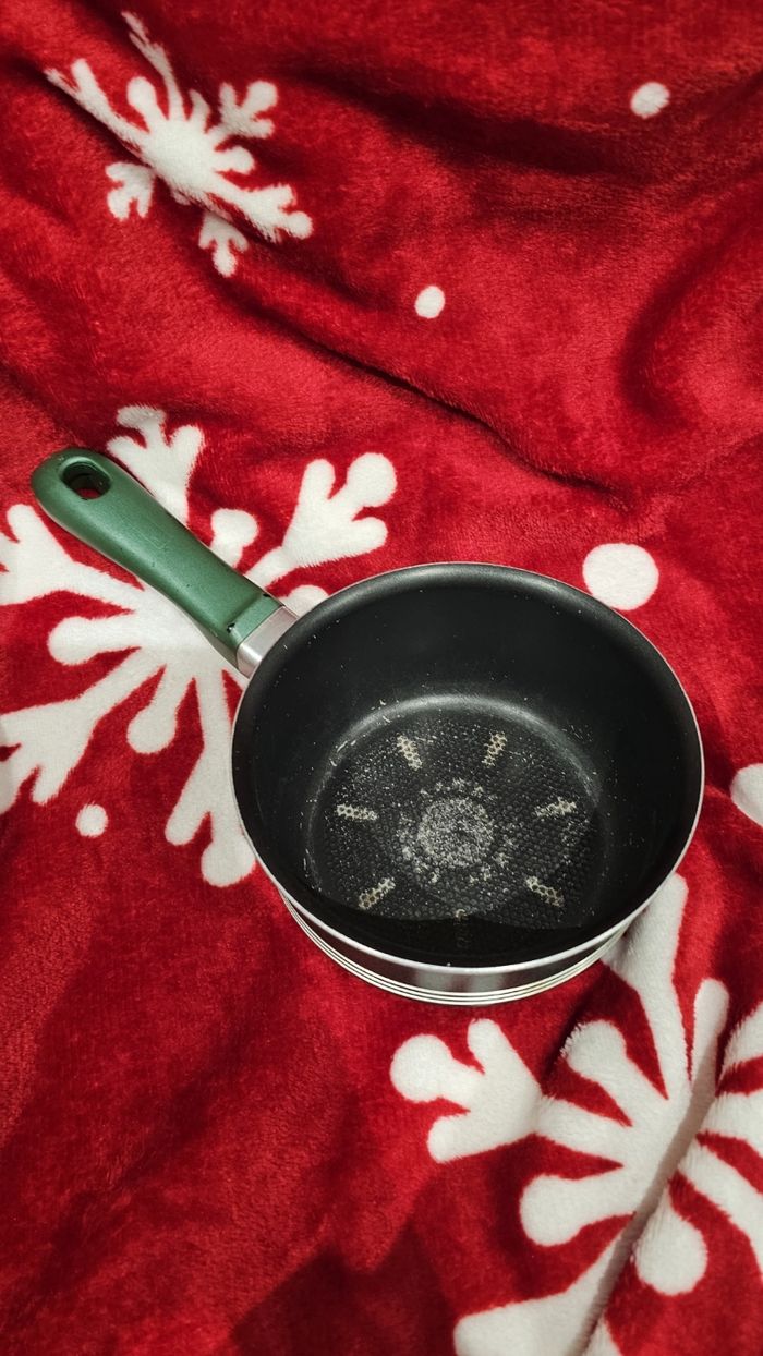 Petite casserole Tefal – Idéale pour les petites préparations - photo numéro 2