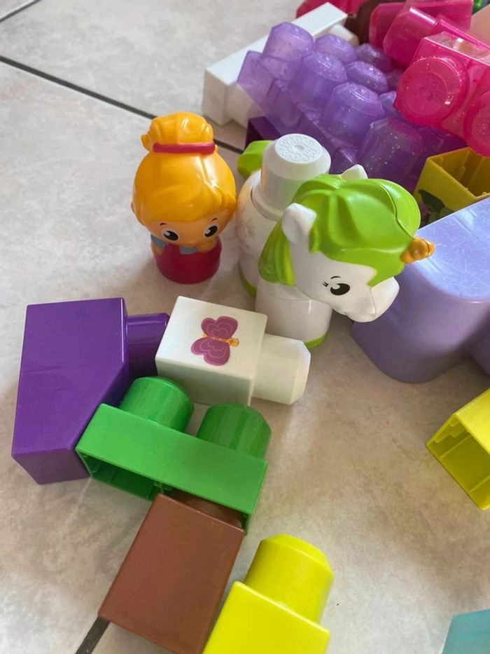 Lot mega block princesse - photo numéro 2