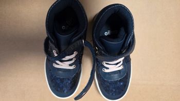 Tennis montante taille 28