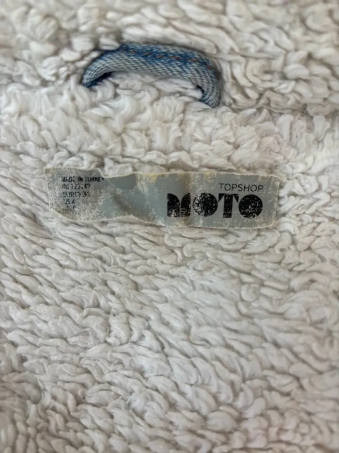 Veste en jean Topshop – Taille 36 (convient plutôt à un 38) - photo numéro 2
