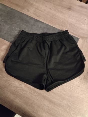 Short 40