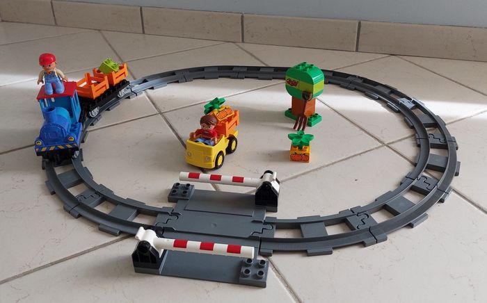 Mon premier jeu de train Réf 10810 Lego Duplo - photo numéro 2