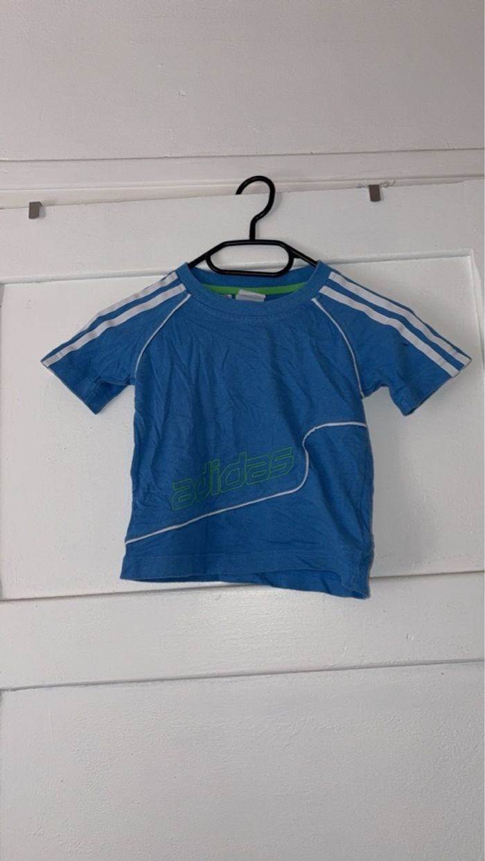 T-shirt adidas