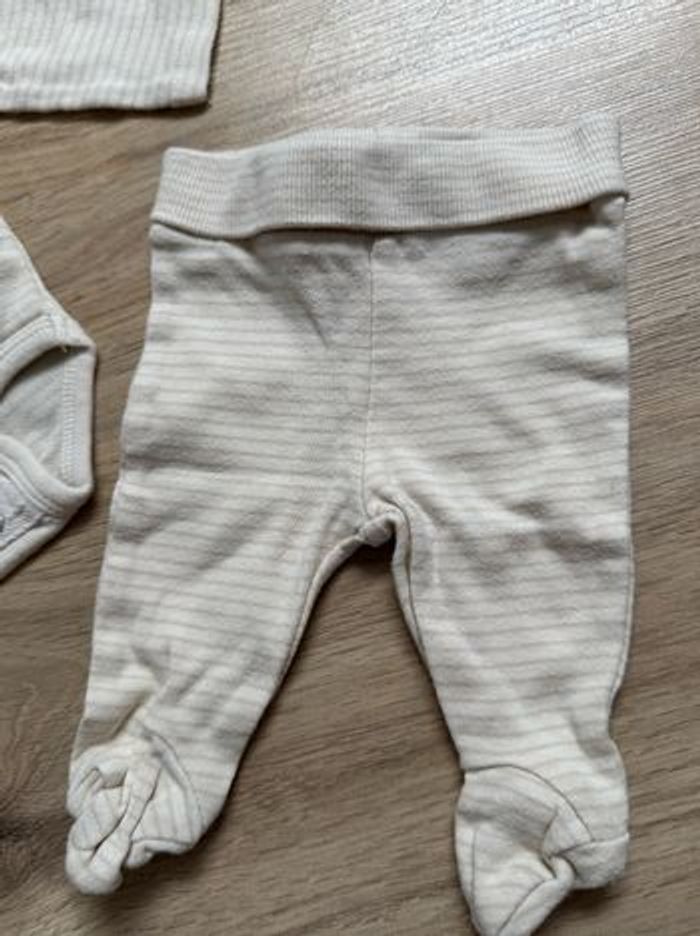 Ensemble bébé mixte - photo numéro 2