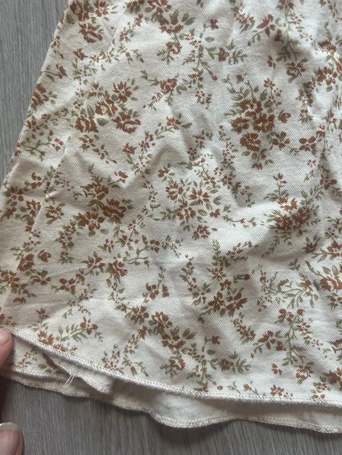 Robe fleurie avec noeud - photo numéro 3