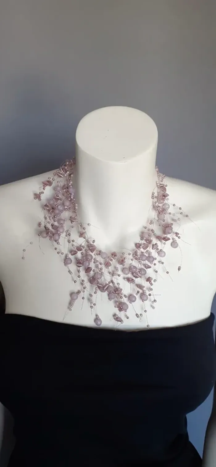 Joli collier mauve - photo numéro 3