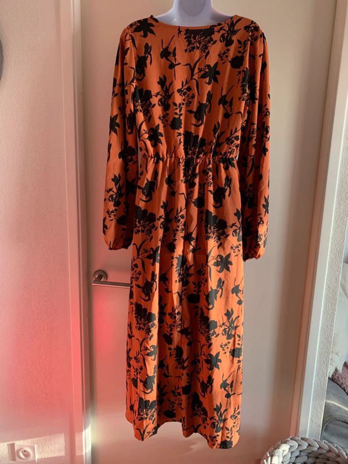 Robe longue fendue - photo numéro 2