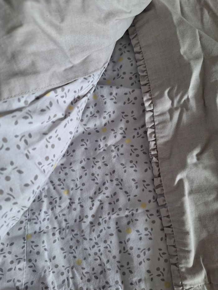 Manteau pour fille taille 4ans marque bout'chou très bon état - photo numéro 7