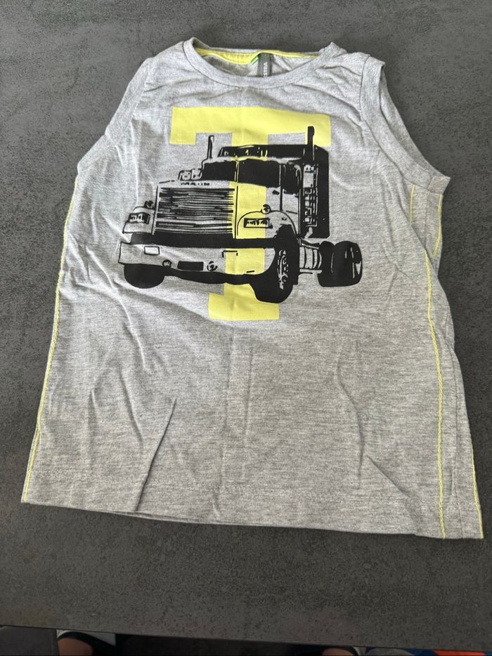 Tee-shirts 3 ans - photo numéro 2