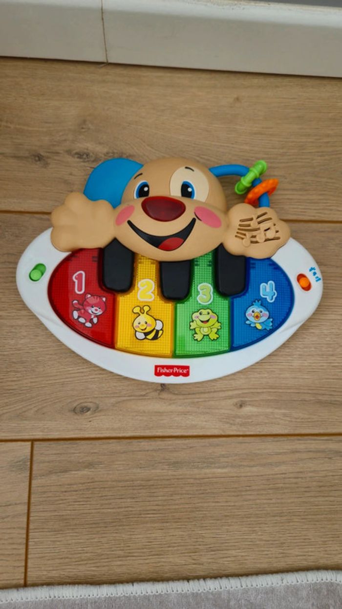 Piano de Puppy Fisher Price