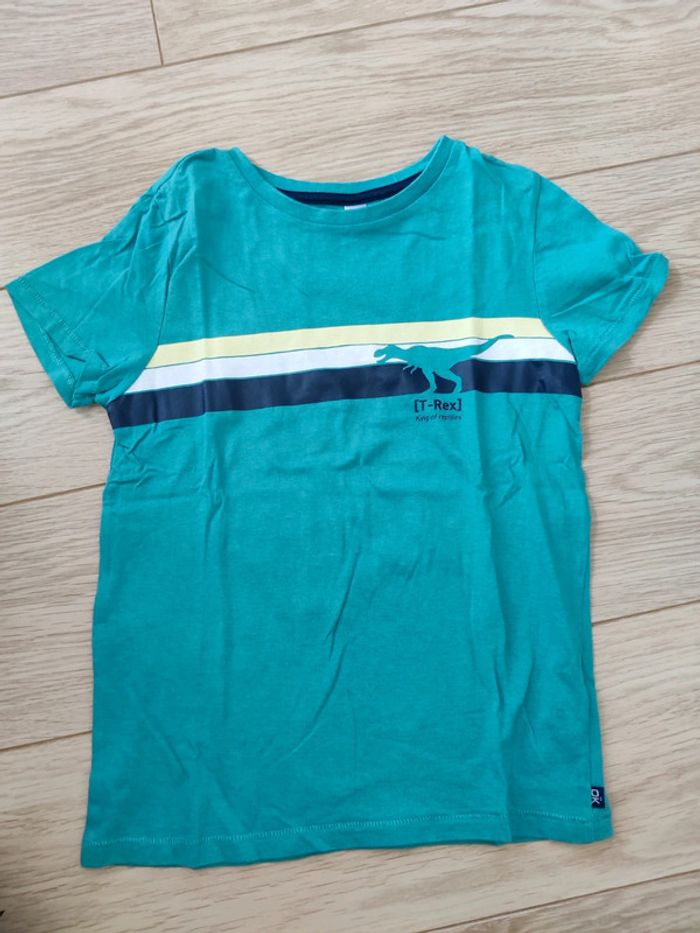 Tee-shirt manches courtes taille 8 ans