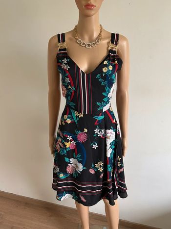 Robe imprimée fleurie neuve sans manches Morgan taille 36 (valeur 75€)