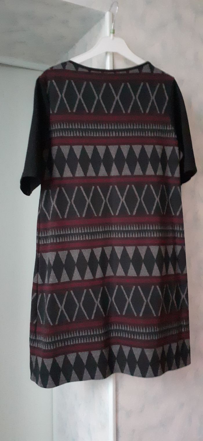 Robe femme taille 44 - photo numéro 2